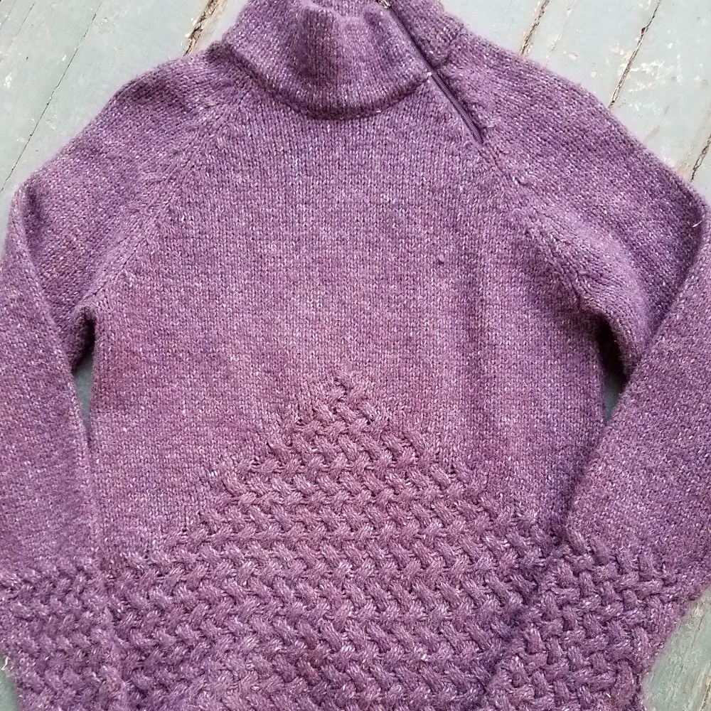 Royal Robbins beautiful warm wool sweater